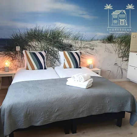 Aan Zee 4*