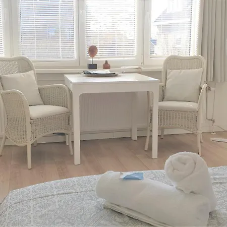 Aan Zee 2* Zandvoort